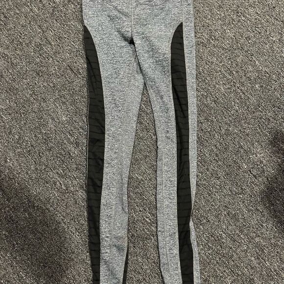 Forever 21 Gray and Black Leggings with Tapered Design - Picture 1 of 3